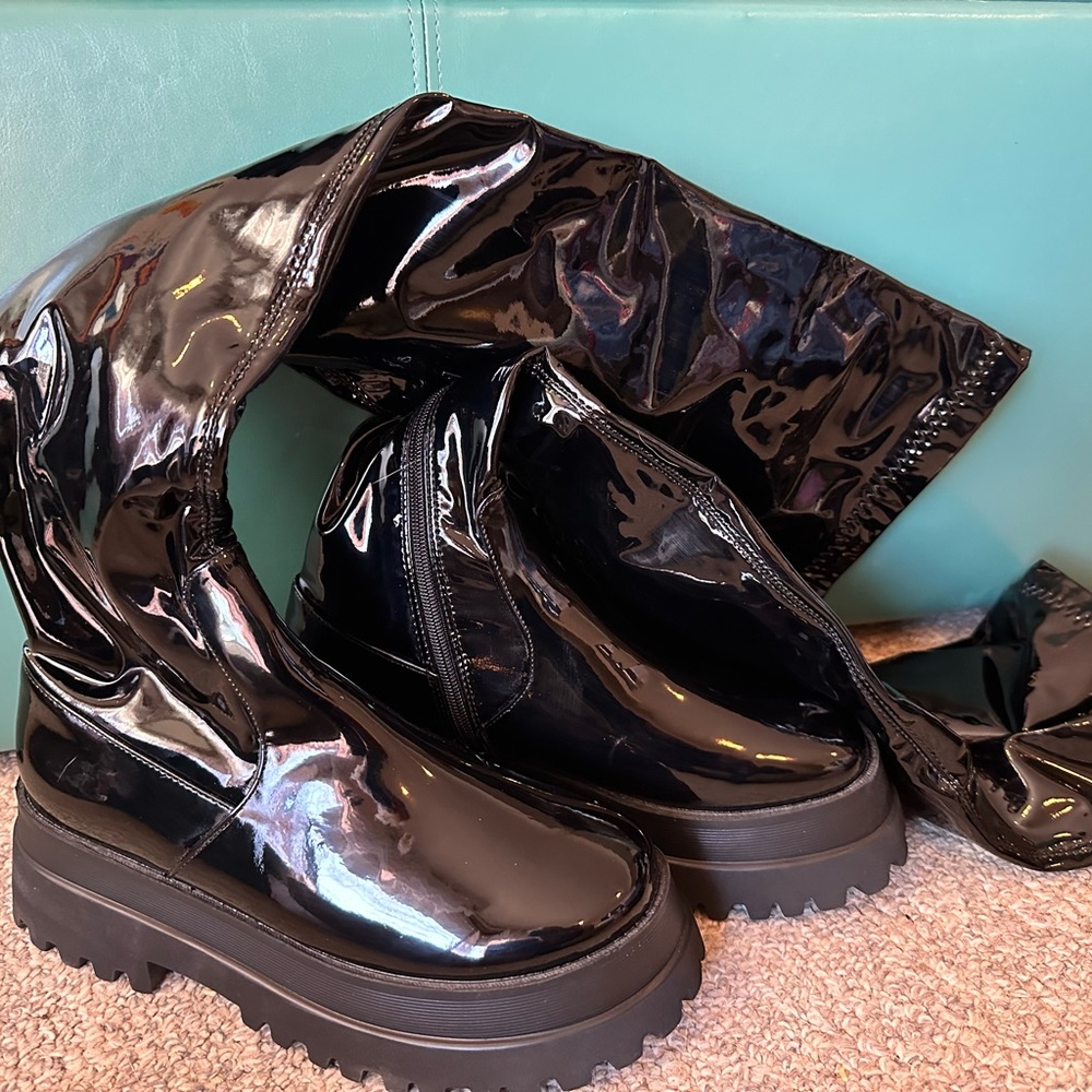 Shiny Black OTK Lug Sole Boots size 8